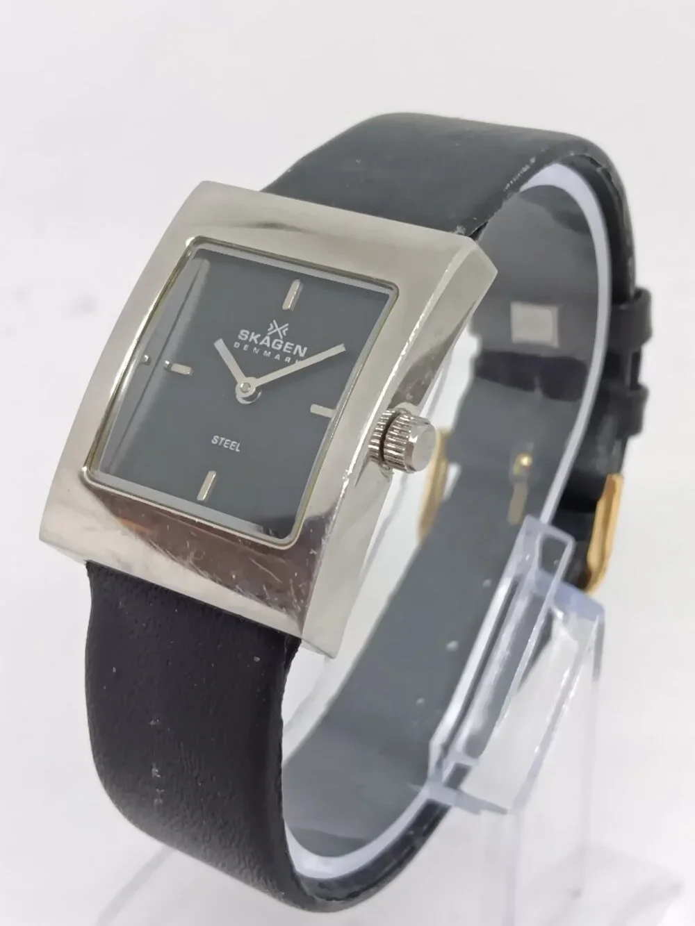 Skagen 227SSLB Women's 24mm x 31mm Rectangle Dial S/Steel Quartz Watch NEW BATT